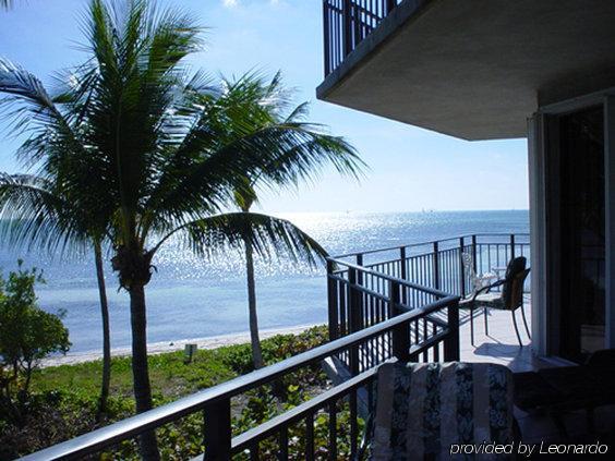 1800 Atlantic Suites Key West Exterior foto