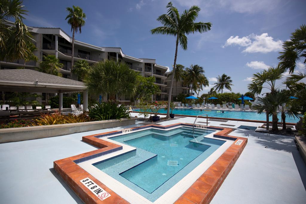 1800 Atlantic Suites Key West Exterior foto