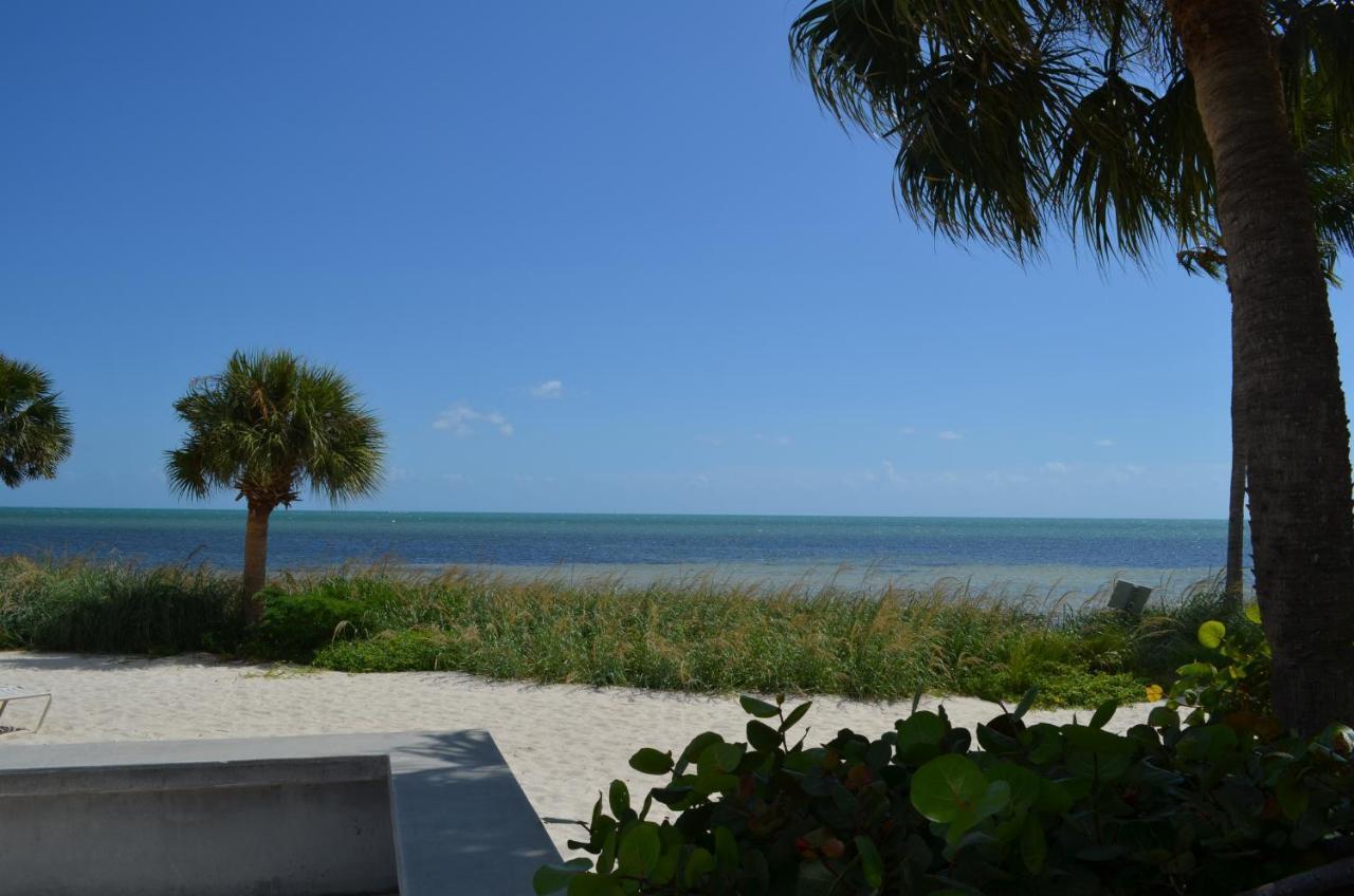 1800 Atlantic Suites Key West Exterior foto